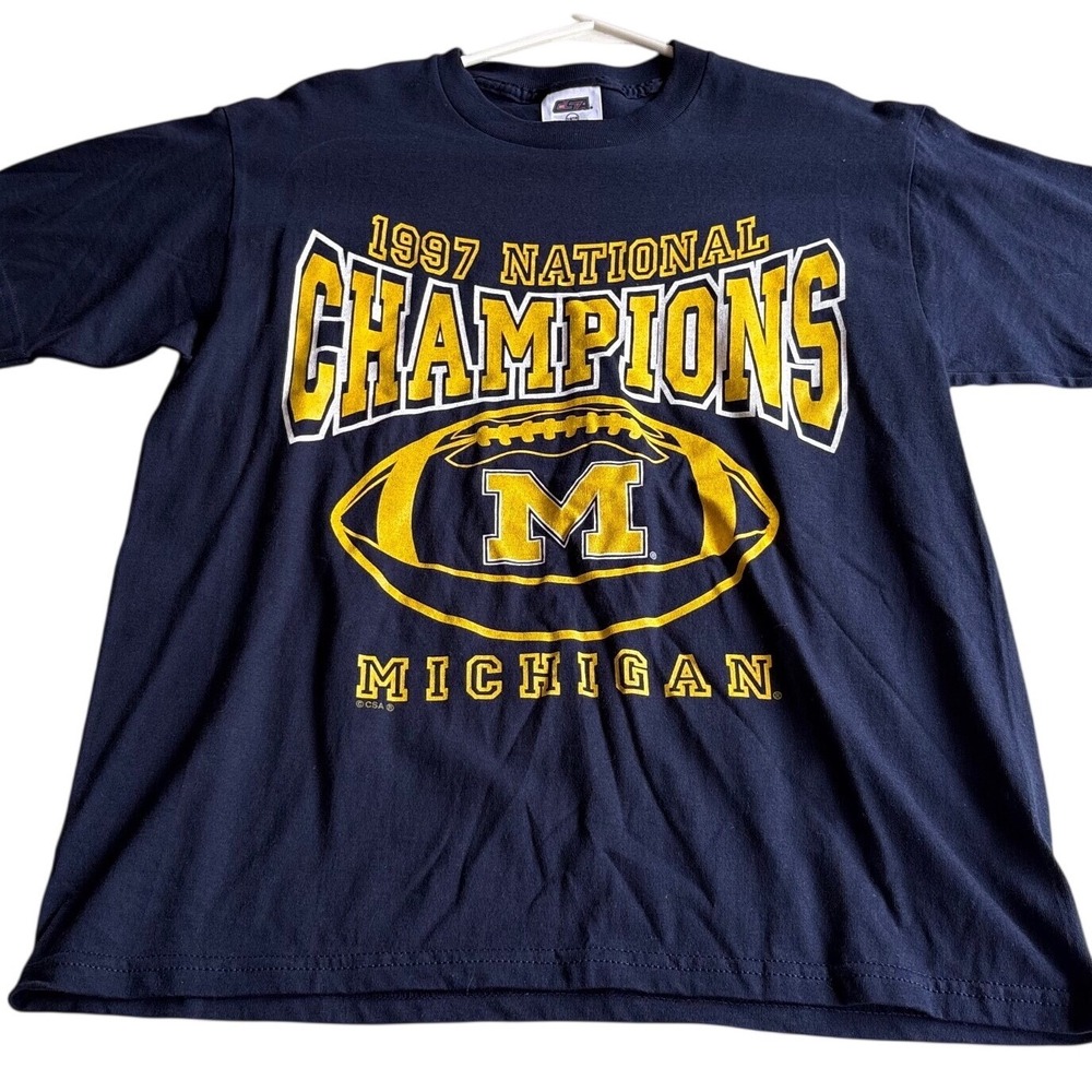 Vintage Michigan 1997 National Champions T-Shirt Nutmeg University Youth 14/16